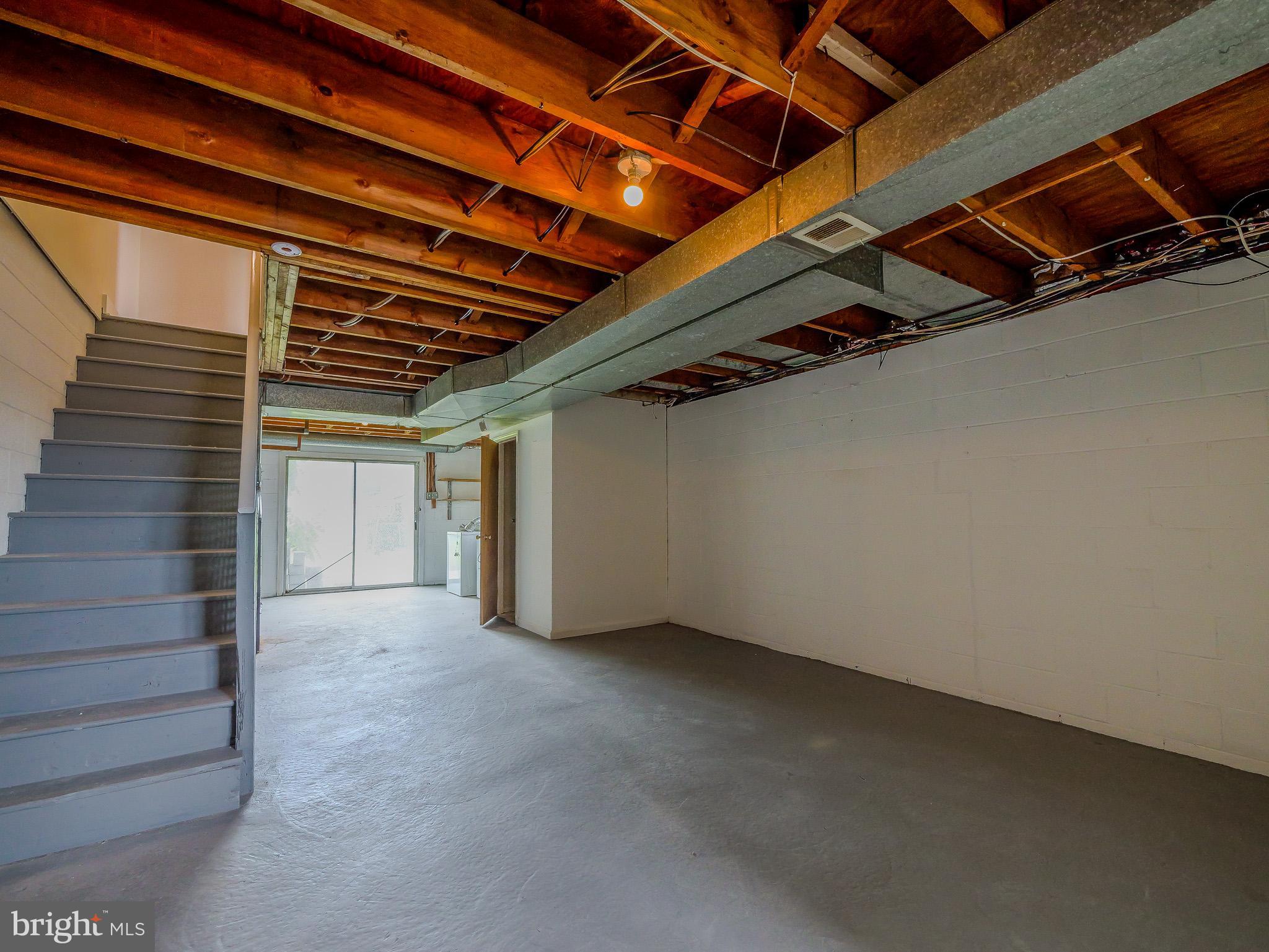 117 EAST LANE