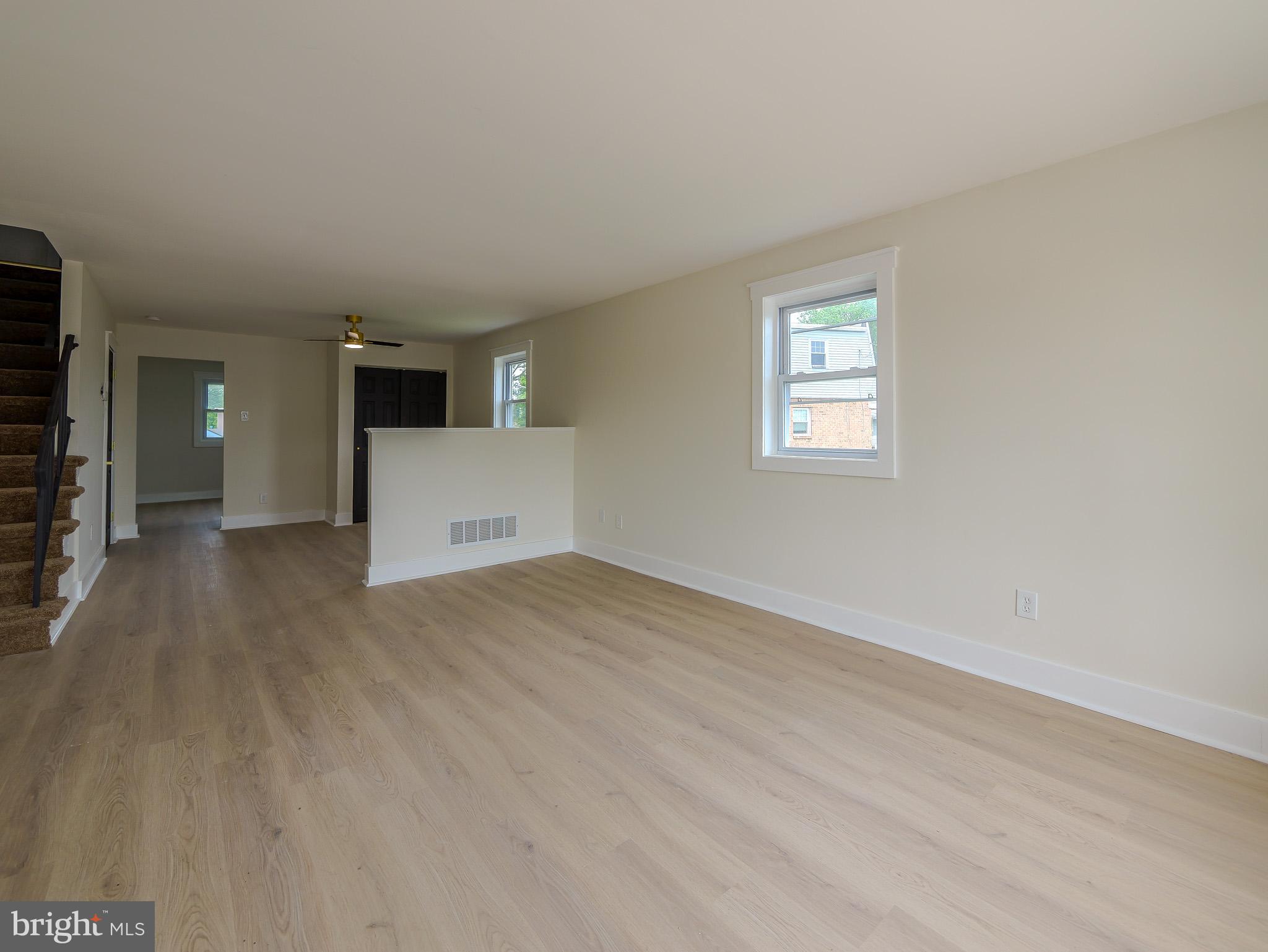 117 EAST LANE