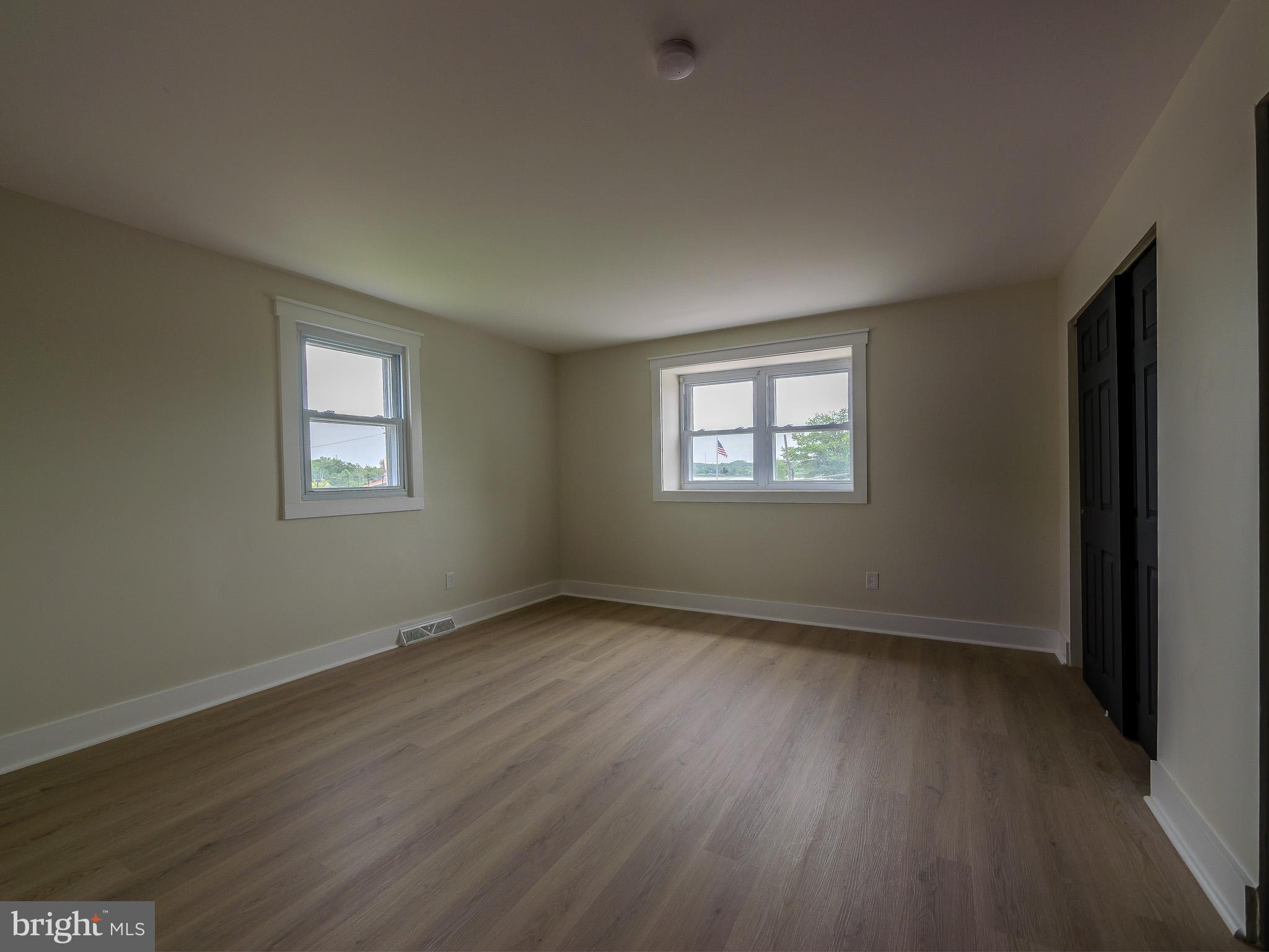 117 EAST LANE