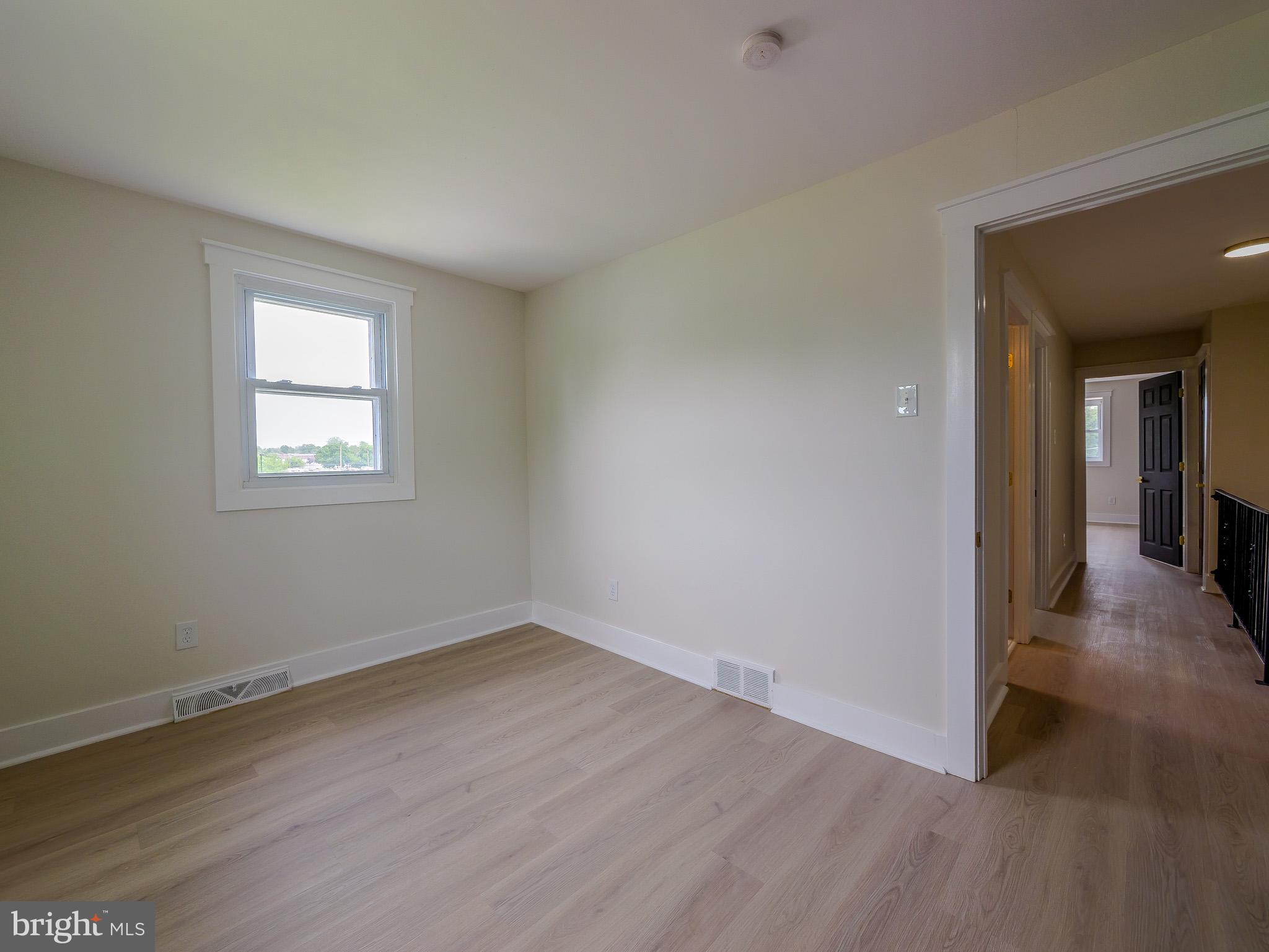 117 EAST LANE