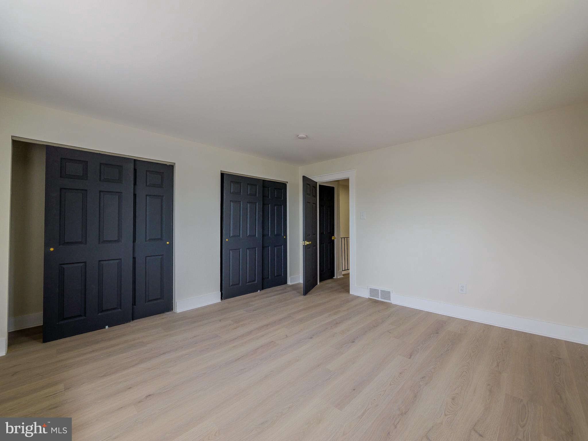 117 EAST LANE