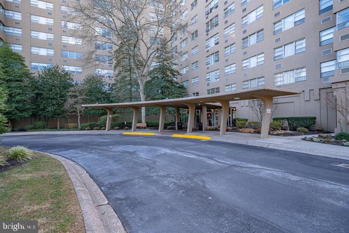 1030 LANCASTER Unit: 717