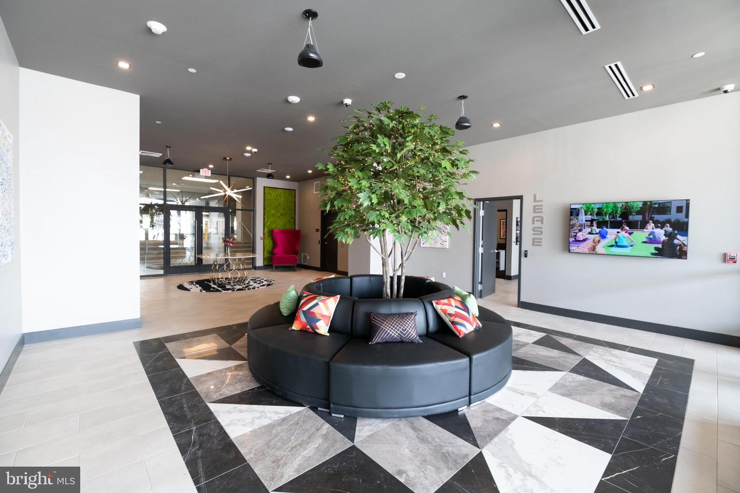 9 PRESIDENTIAL BOULEVARD Unit: 2B/2BA