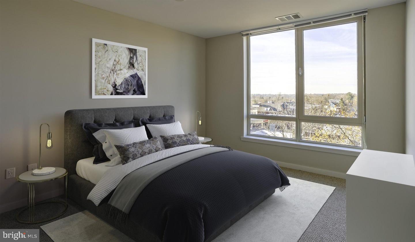 24 CRICKET AVENUE Unit: 1B-616