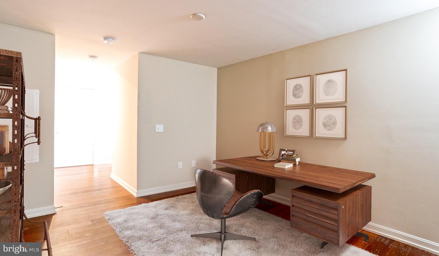 24 CRICKET AVENUE Unit: 1B-612