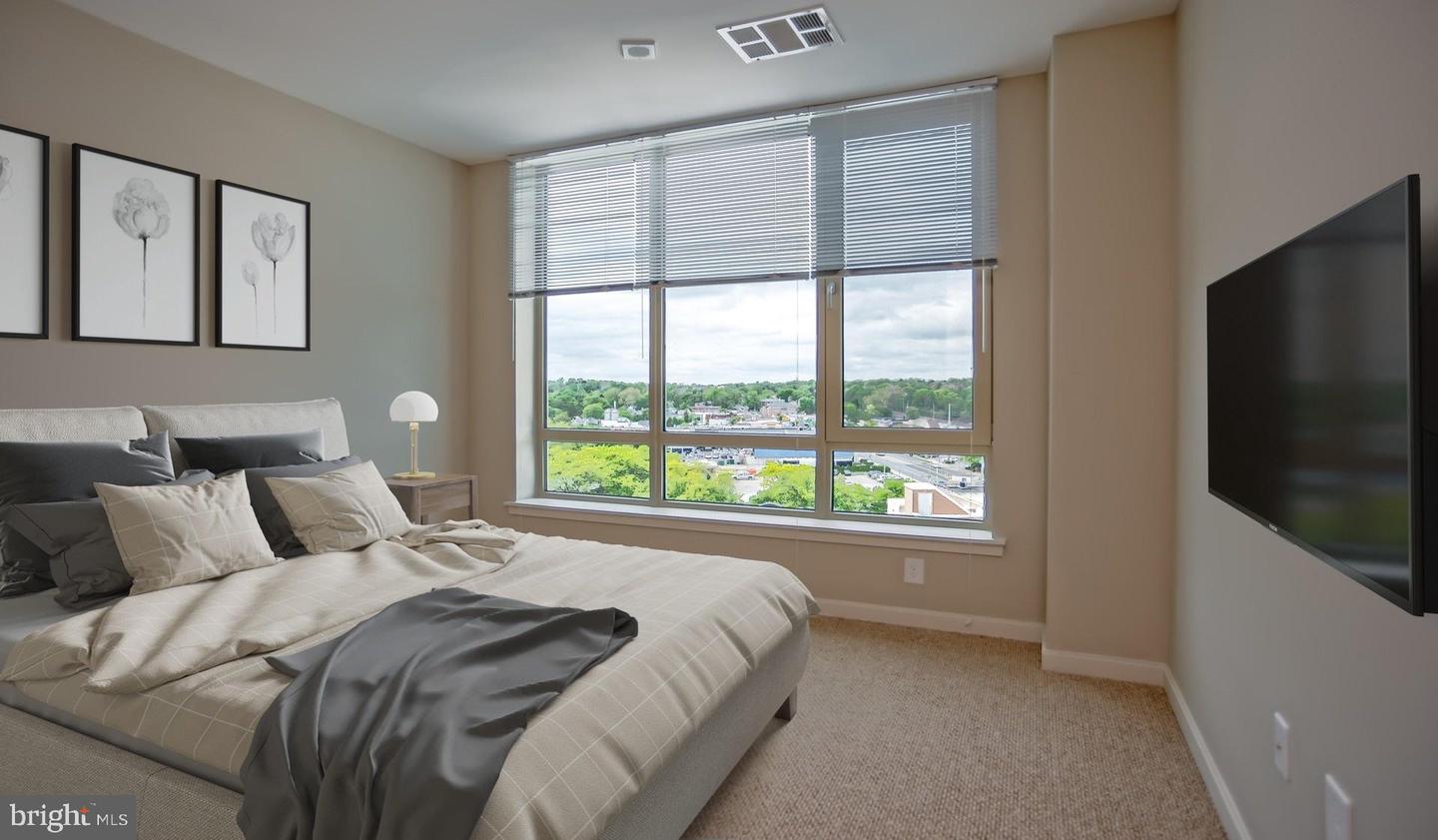 24 CRICKET AVENUE Unit: 1B-612