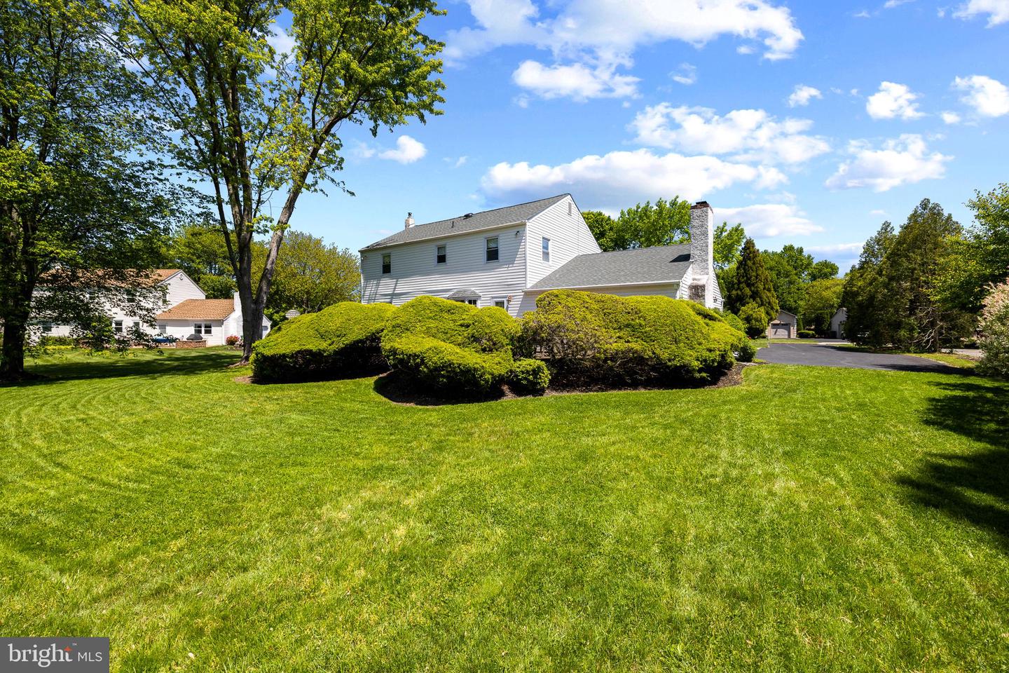 731 Wright Dr