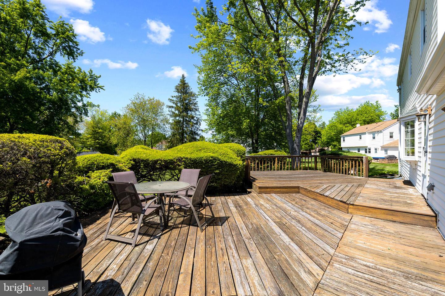 731 Wright Dr