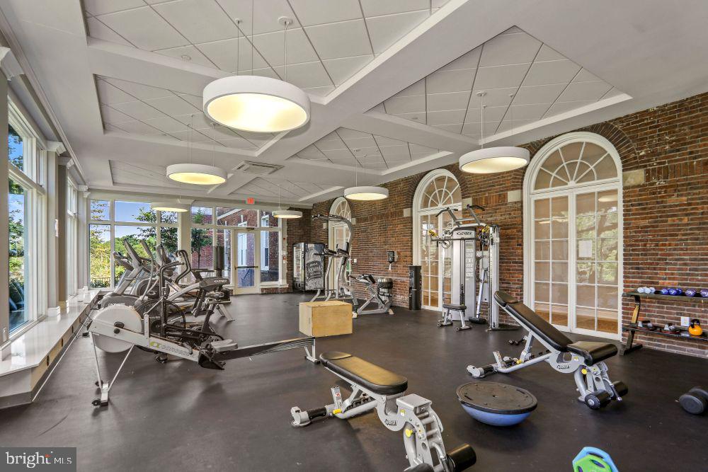 18 E Lancaster Ave #1b-218