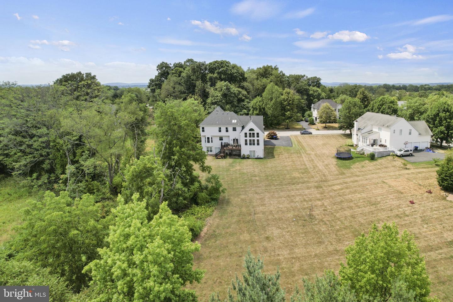 148 Persimmon Dr