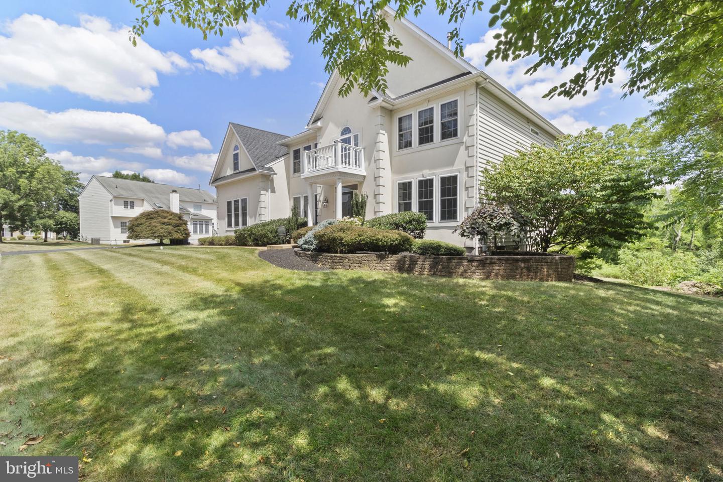 148 Persimmon Dr