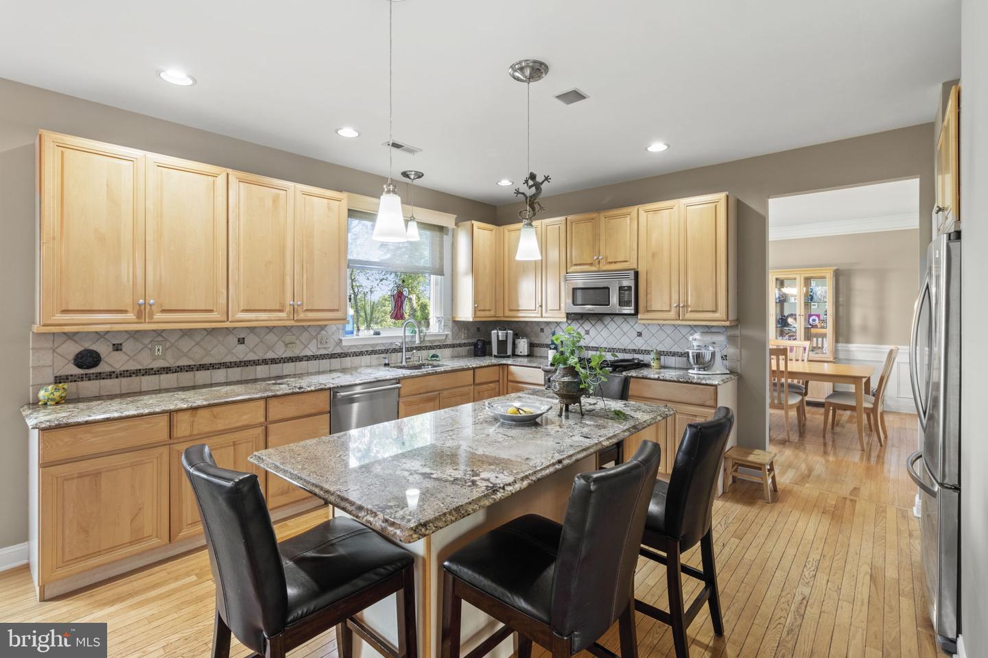 148 Persimmon Dr