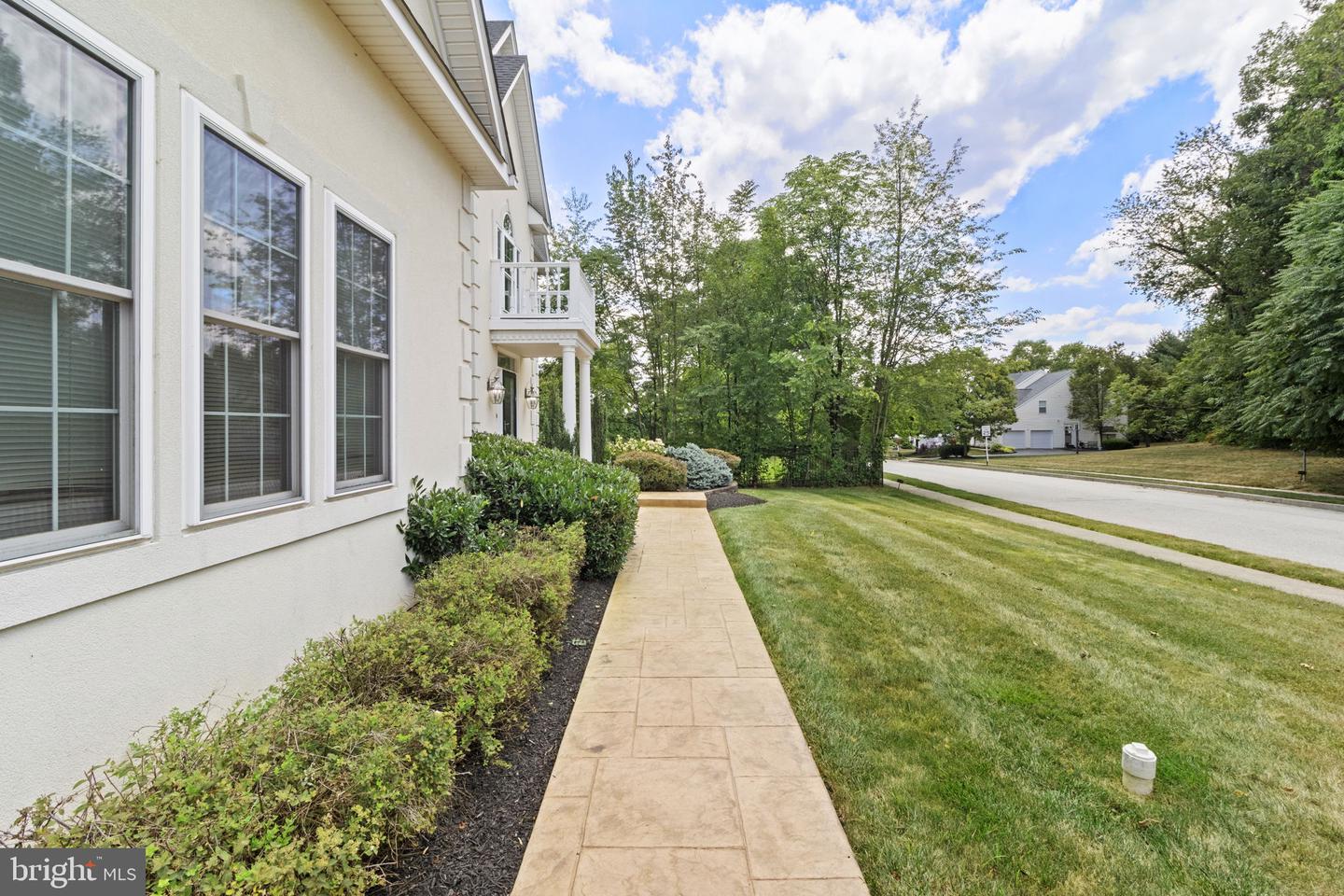 148 Persimmon Dr