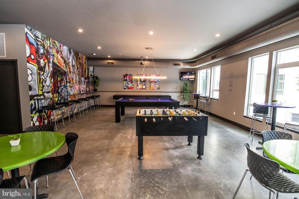 9 PRESIDENTIAL BLVD #0B-333