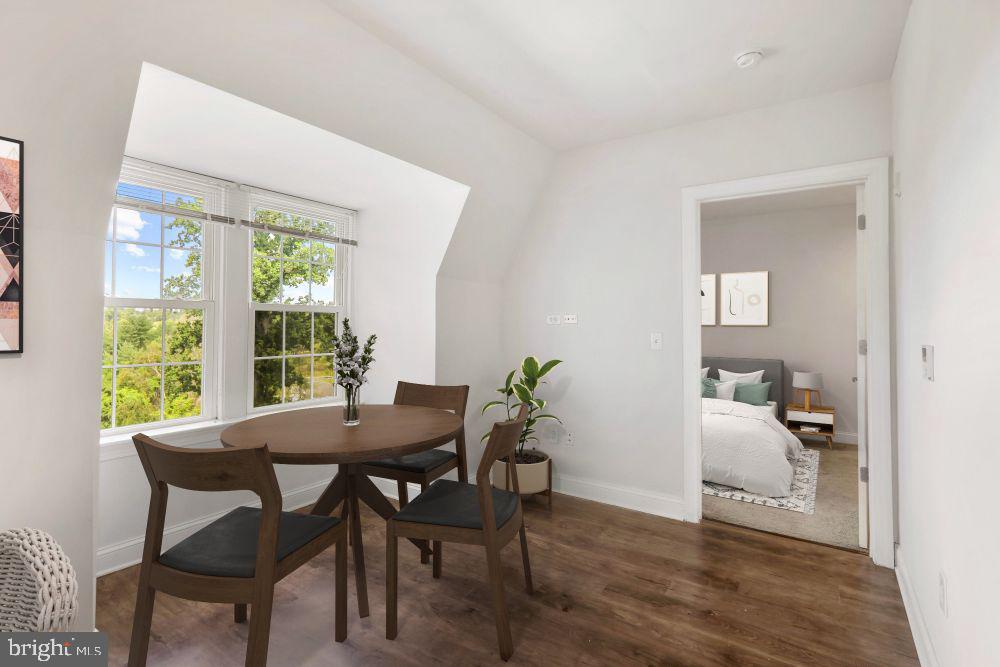 18 E LANCASTER AVE #1B-204