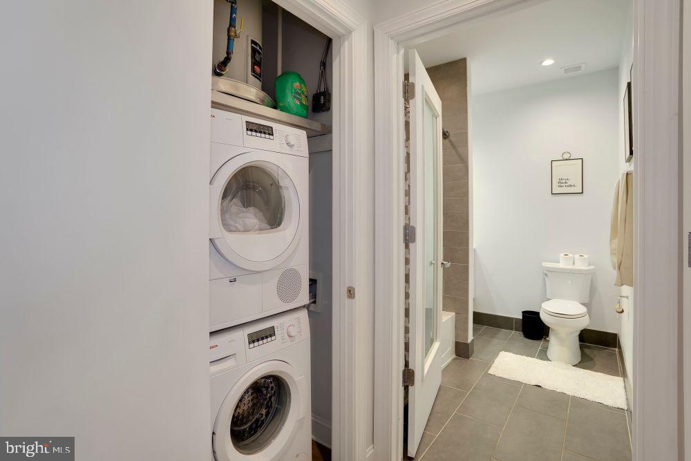 18 E LANCASTER AVE #1B-201