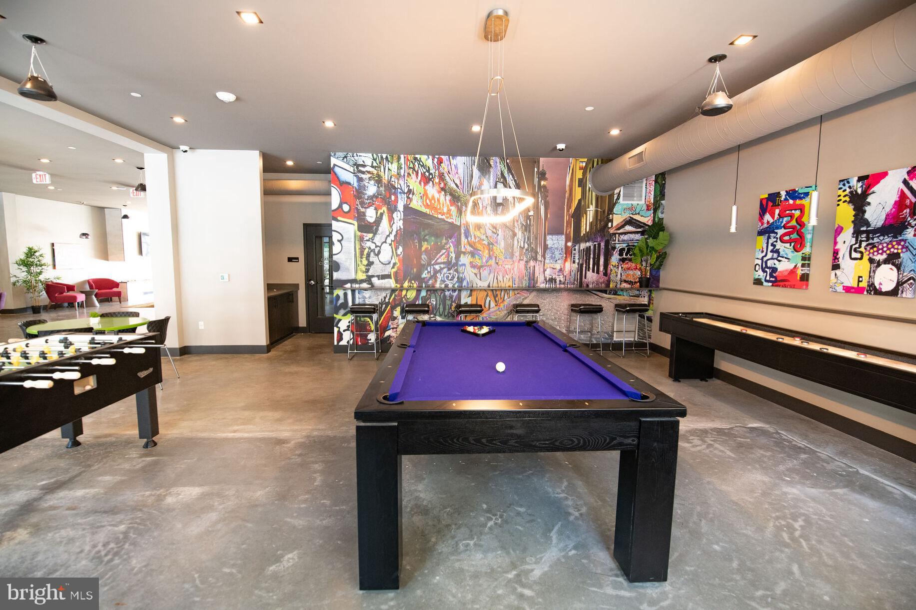 9 PRESIDENTIAL BLVD #1B-340