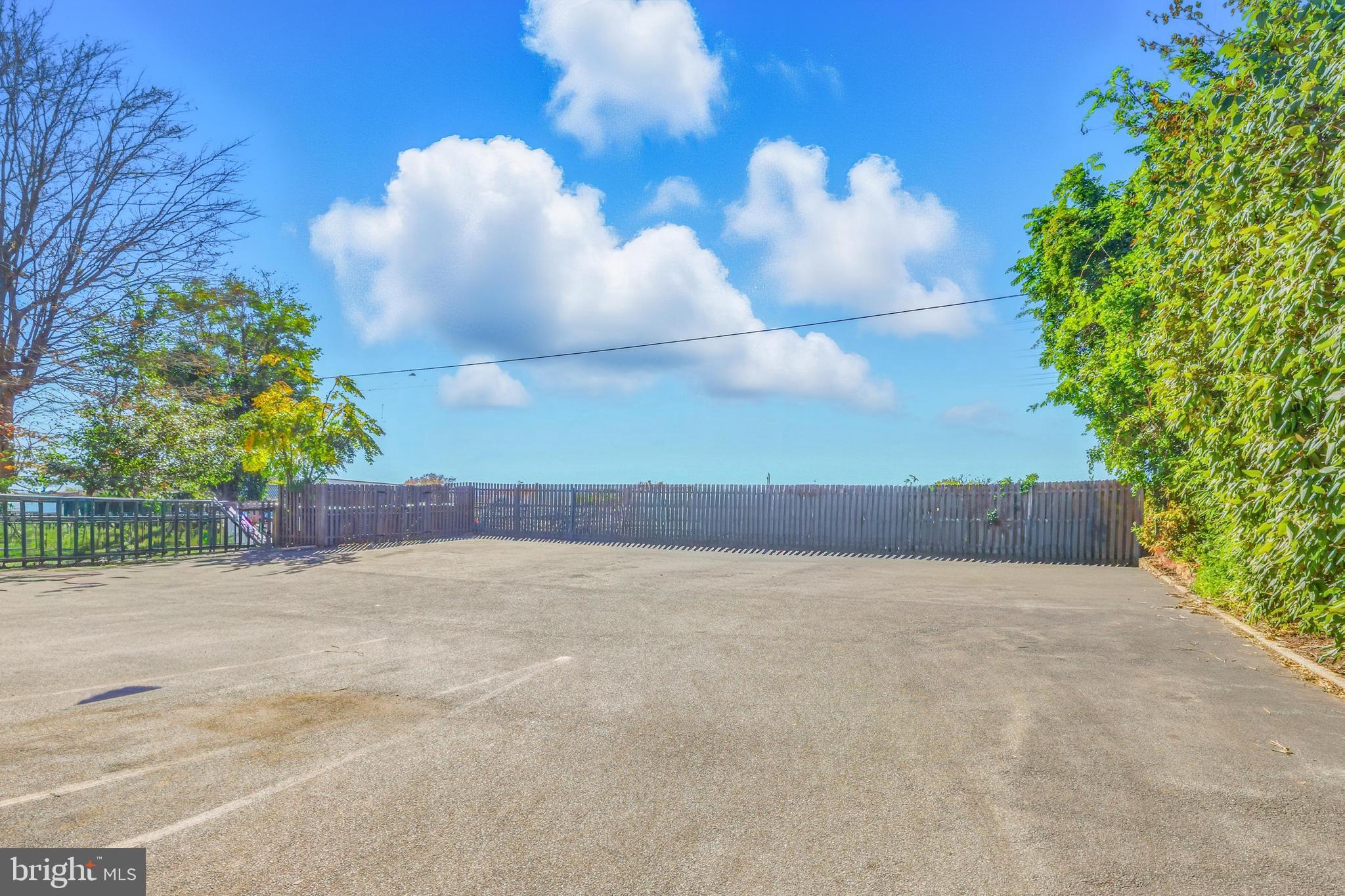 106 W MONTGOMERY AVENUE 8