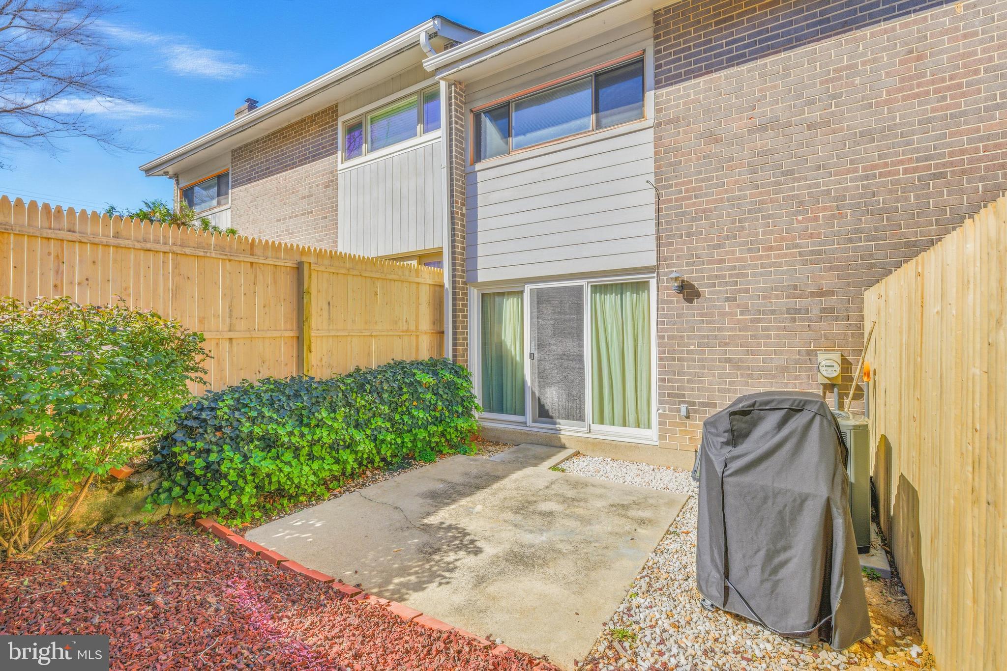 106 W MONTGOMERY AVENUE 8