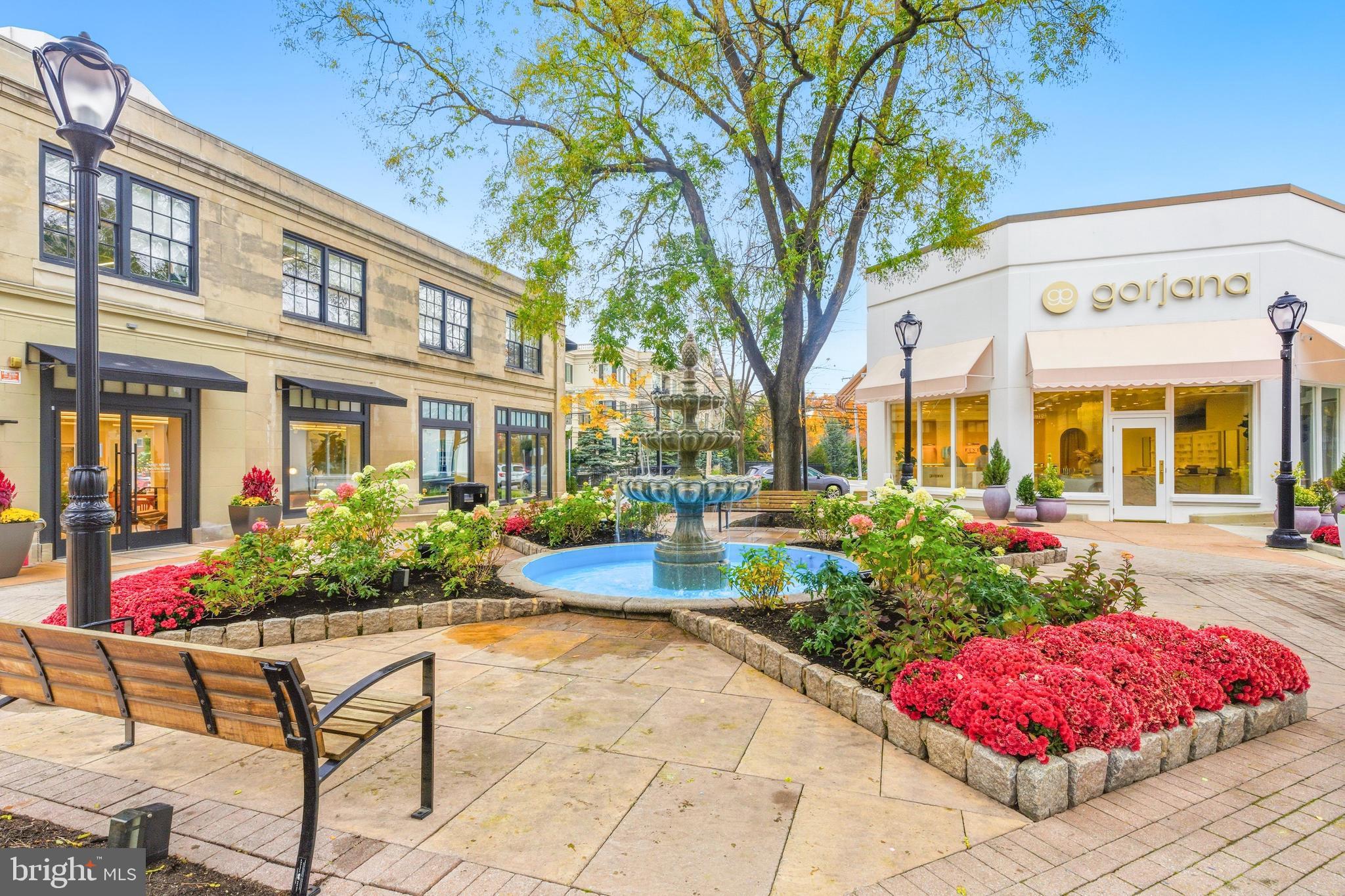 106 W MONTGOMERY AVENUE 8