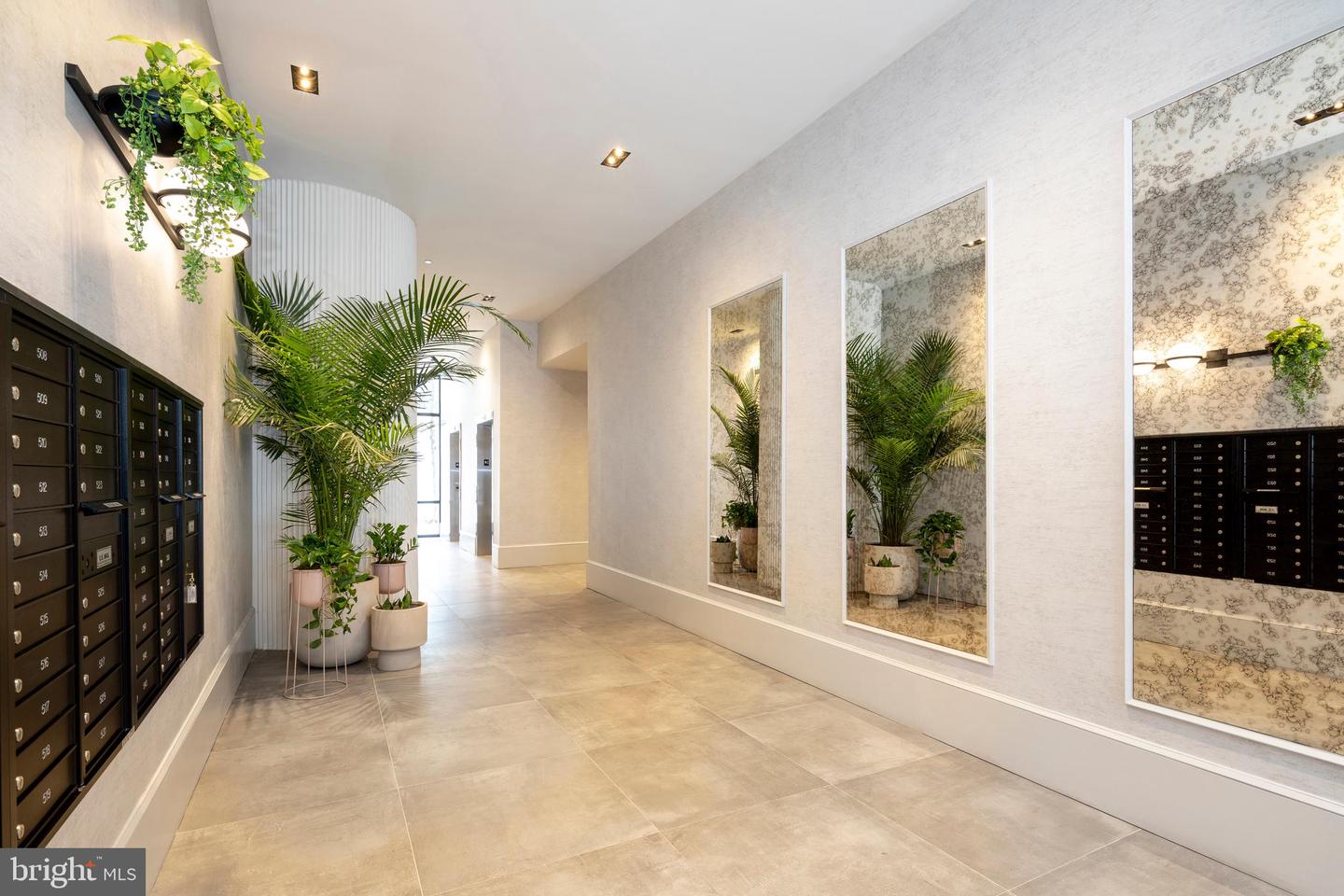 1001 N 2ND STREET Unit: 2B/2BA