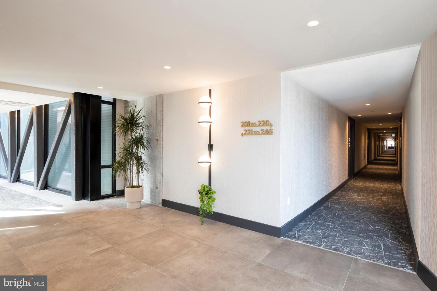 1001 N 2ND STREET Unit: 2B/2BA