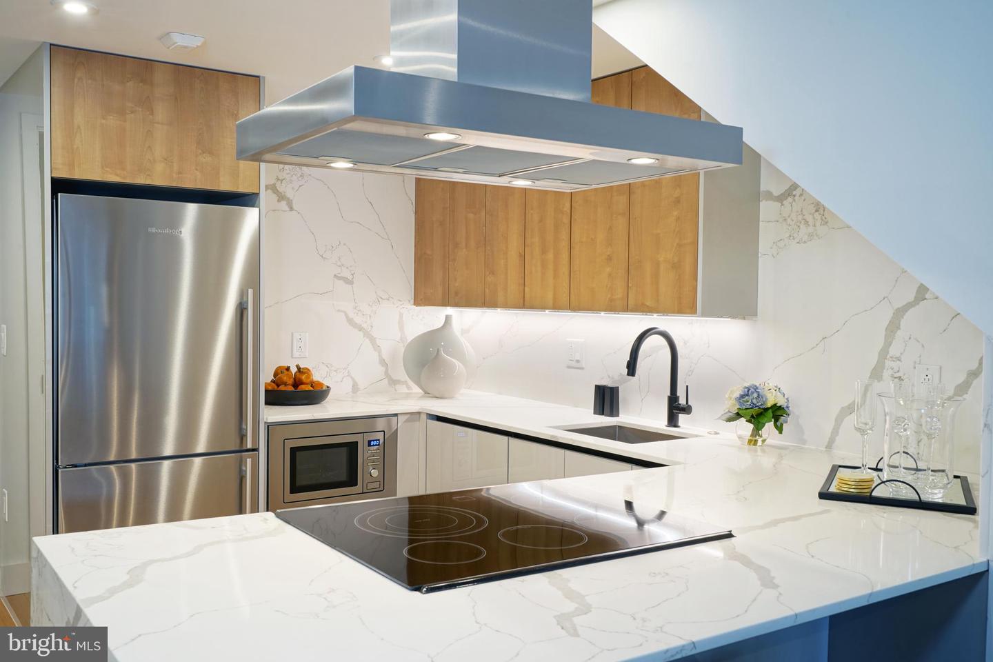 1001 N 2ND STREET Unit: 2B/2BA