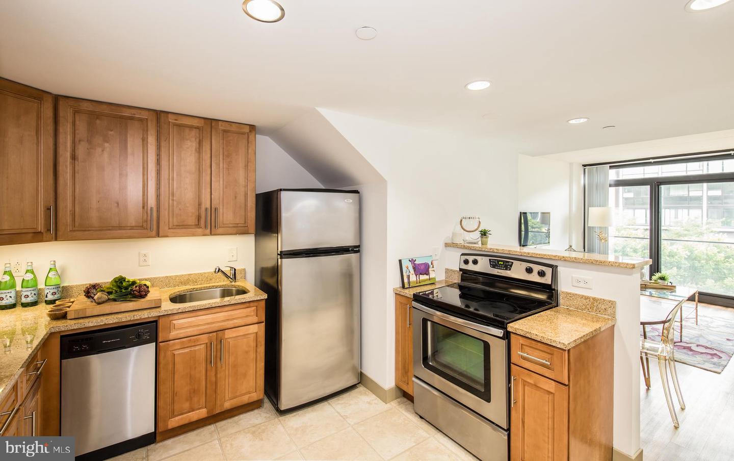 1001 N 2ND STREET Unit: 2B/2BA