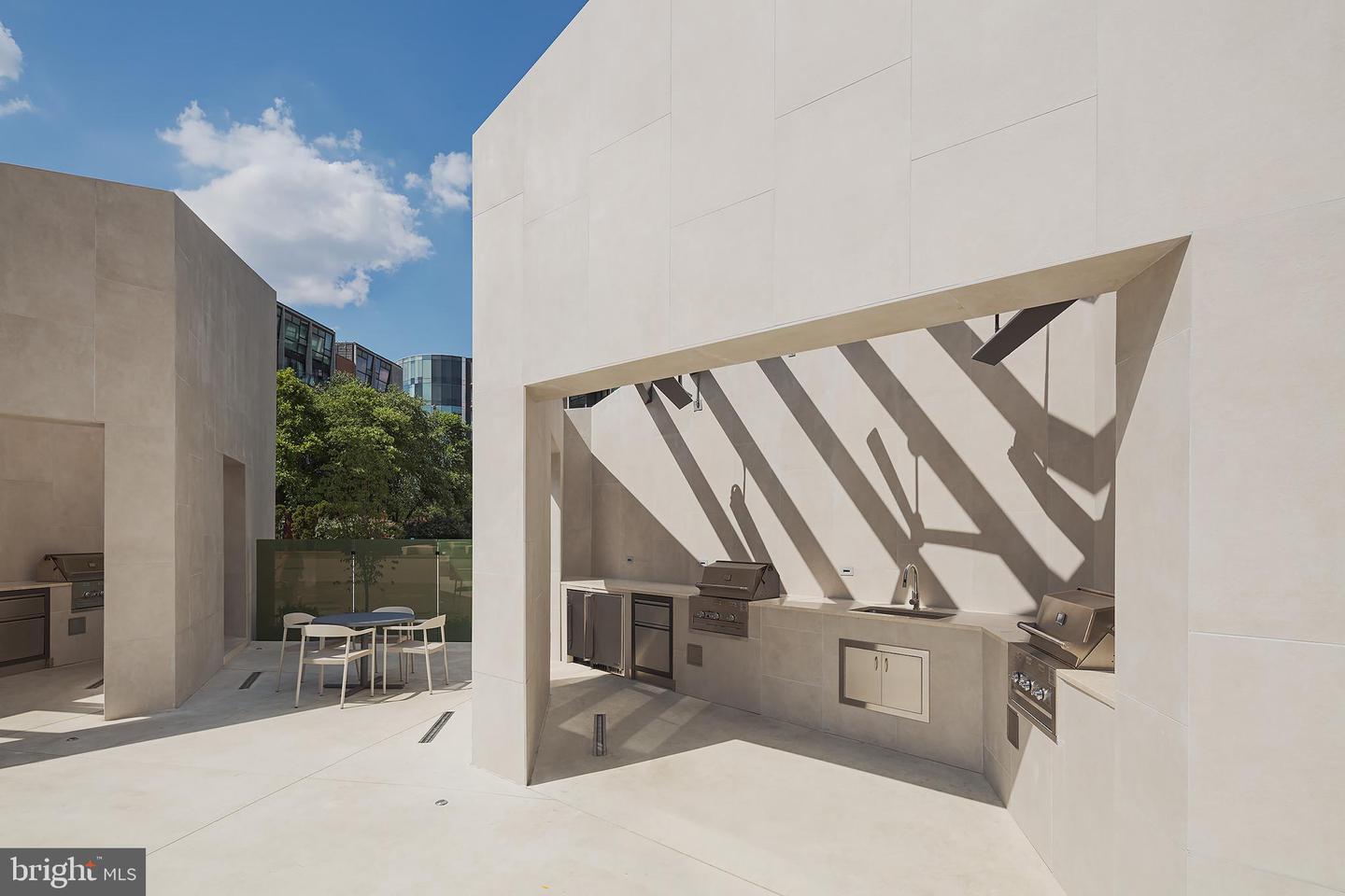 1001 N 2ND STREET Unit: 2B/2BA