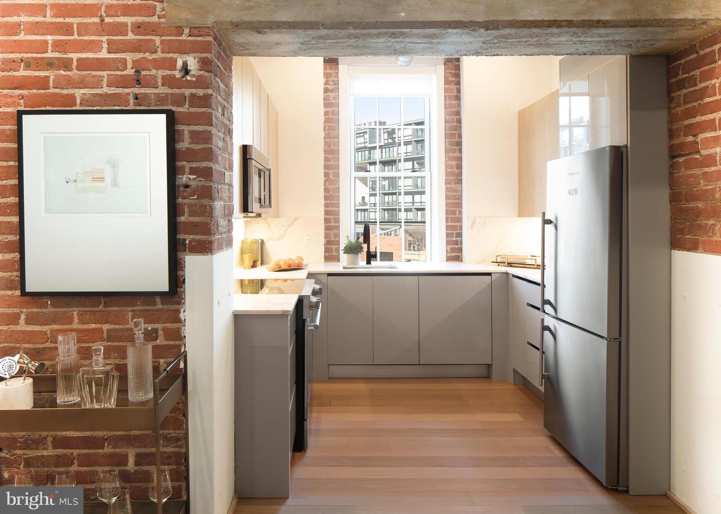 1001 N 2ND STREET Unit: 2B/2BA