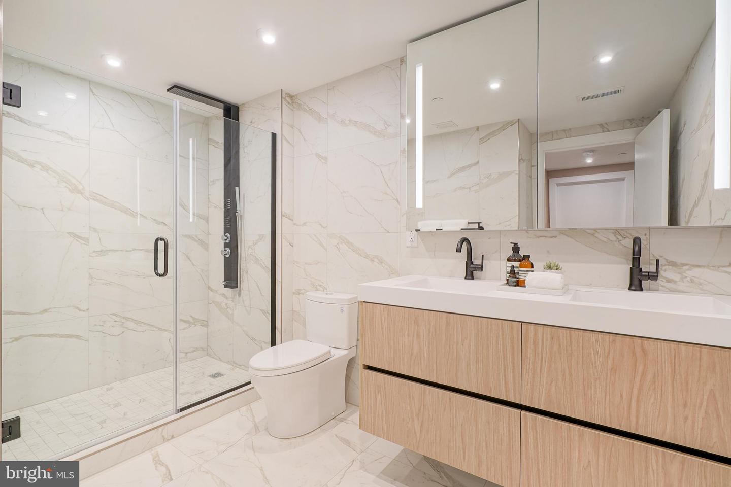 1001 N 2ND STREET Unit: 2B/2BA