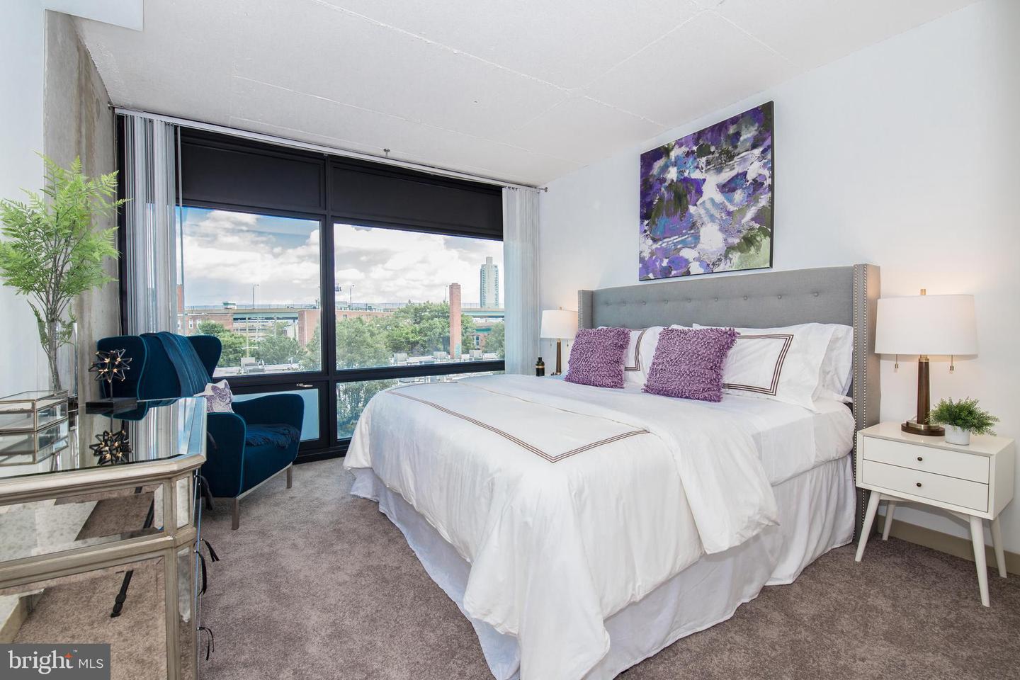 1050 HANCOCK Unit: 2B2BA