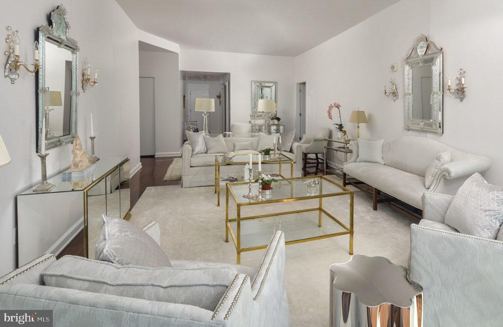 200 W WASHINGTON SQUARE Unit: 1B/1BA