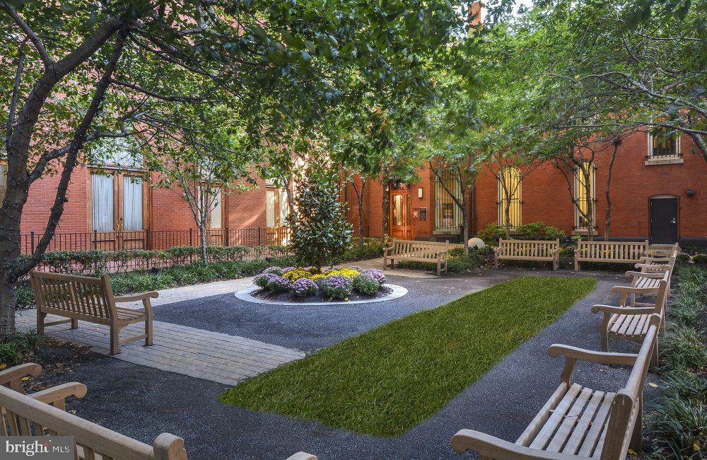 200 W WASHINGTON SQUARE Unit: 1B/1BA