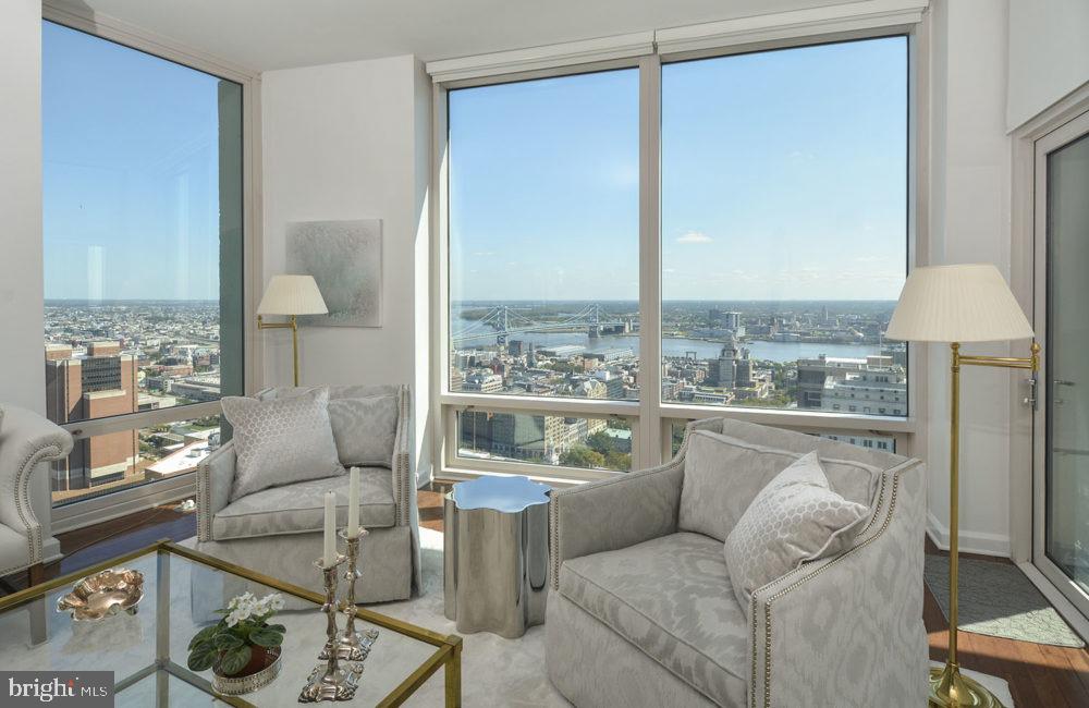 200 W WASHINGTON SQUARE Unit: 1B/1BA