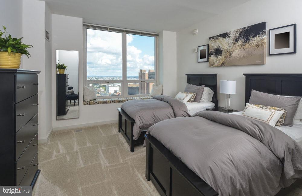 200 W WASHINGTON SQUARE Unit: 1B/1BA