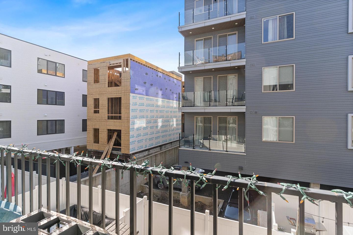 1622 CAMBRIDGE STREET Unit: B