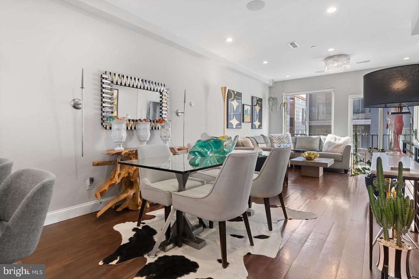 1622 CAMBRIDGE STREET Unit: B