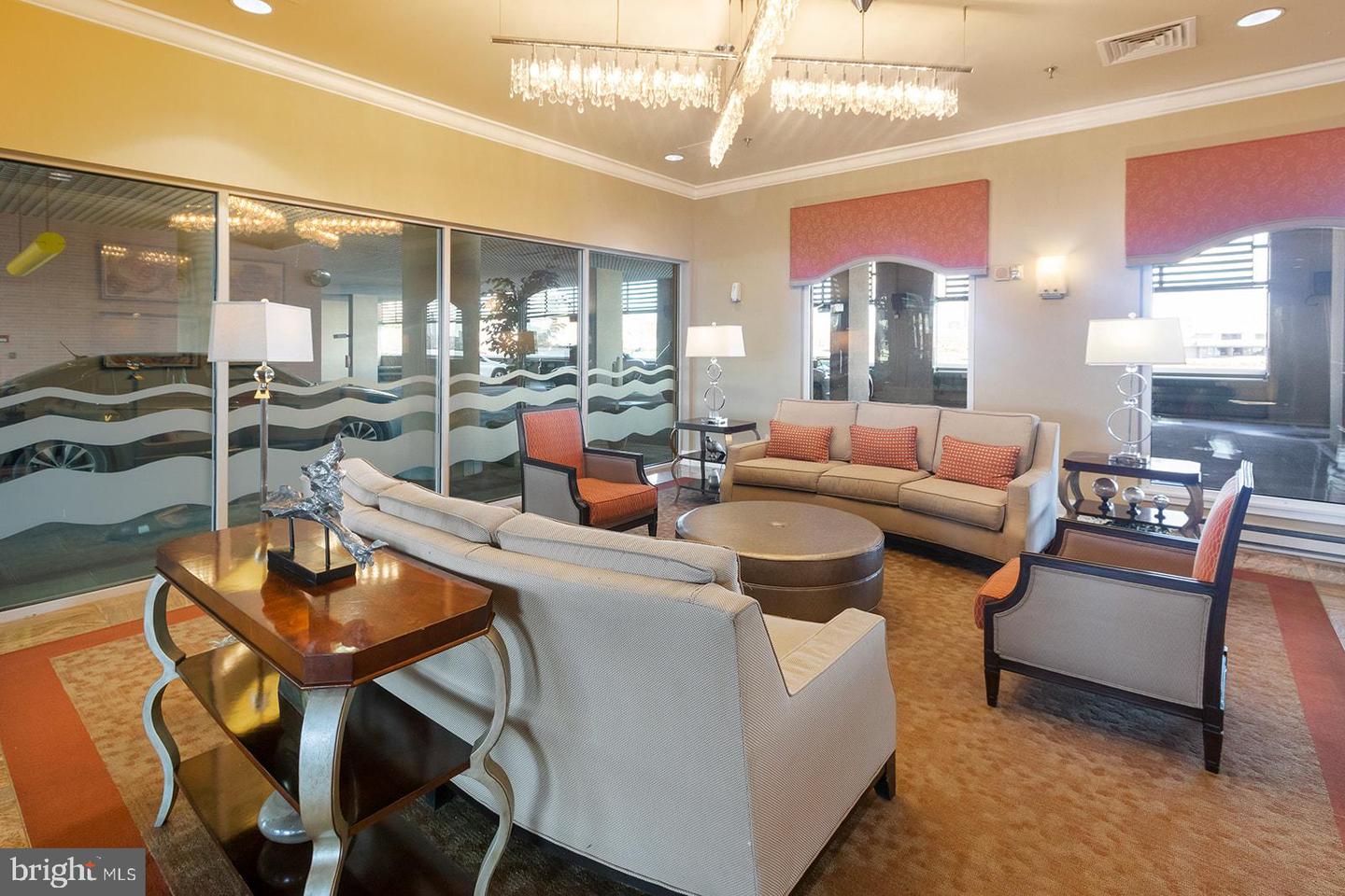 717 S COLUMBUS BOULEVARD Unit: 407