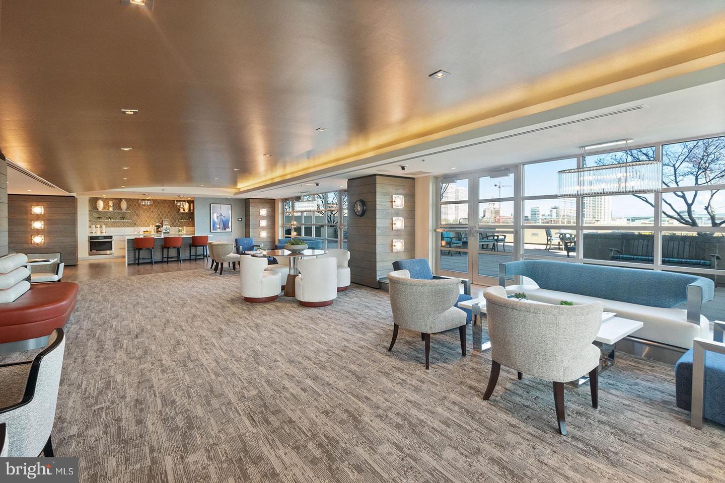 717 S COLUMBUS BOULEVARD Unit: 407