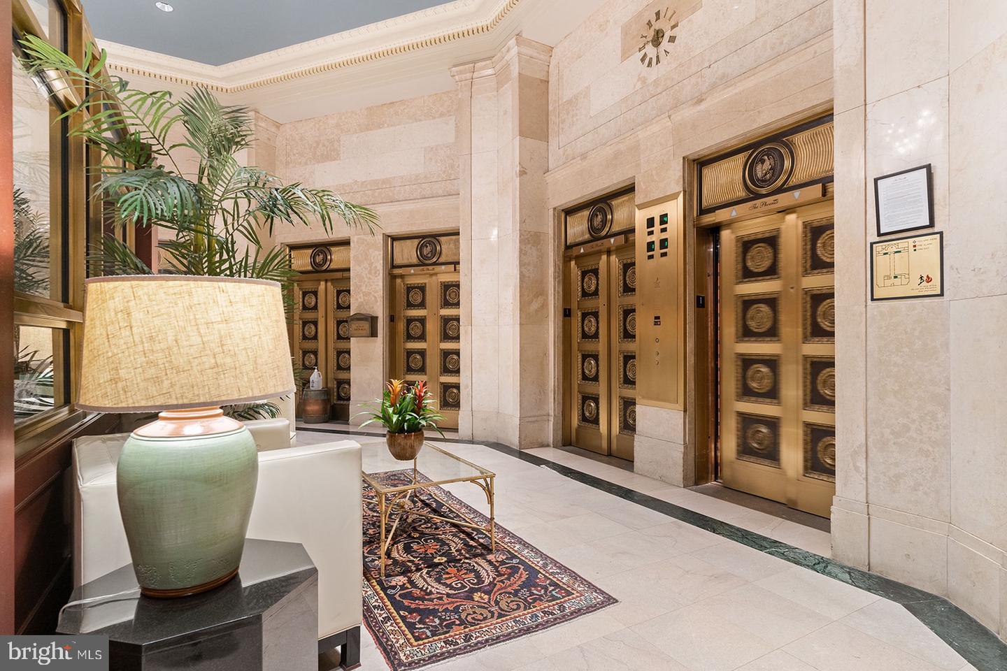 1600 ARCH STREET Unit: 601
