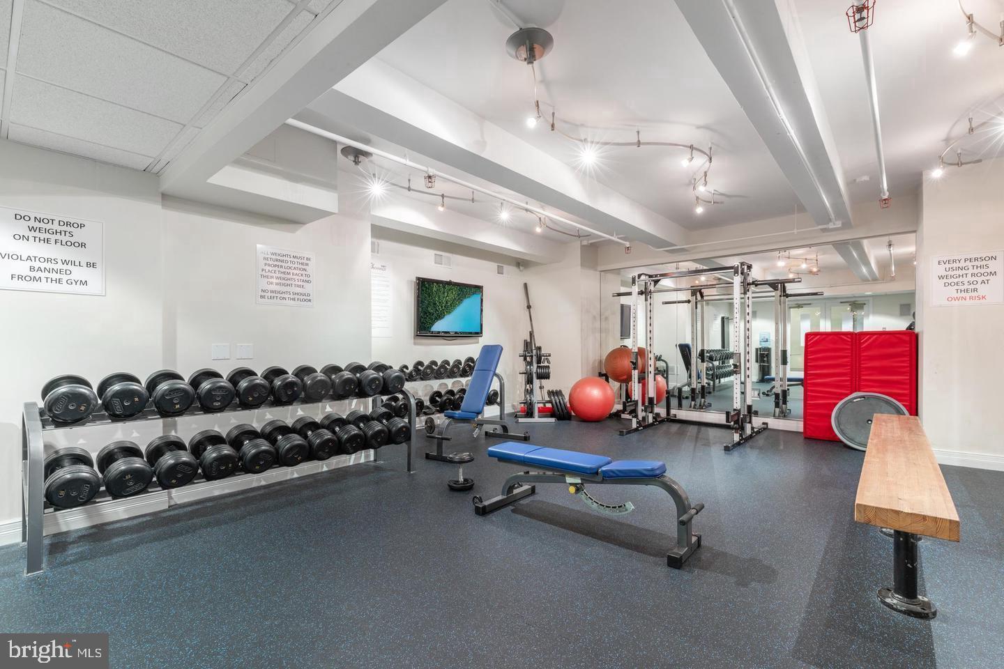 1600 ARCH STREET Unit: 601