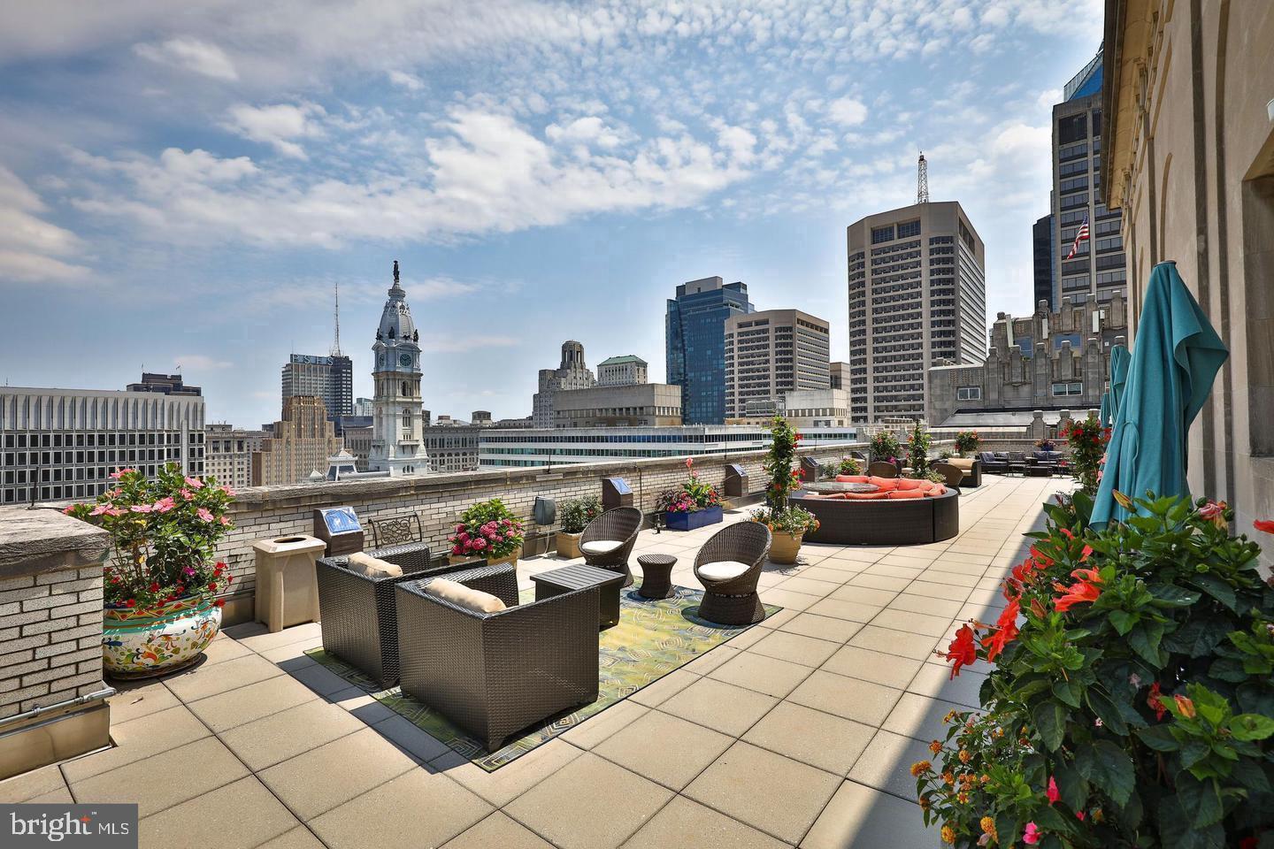 1600 ARCH STREET Unit: 601