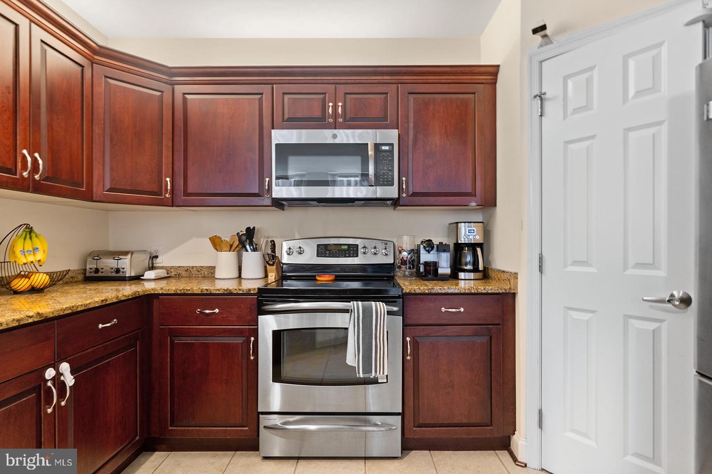 1600 ARCH STREET Unit: 601
