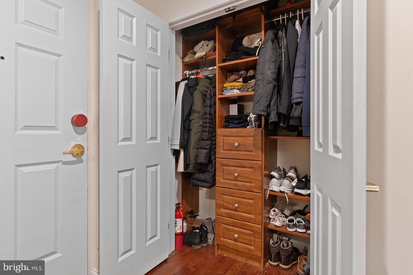 1600 ARCH STREET Unit: 601