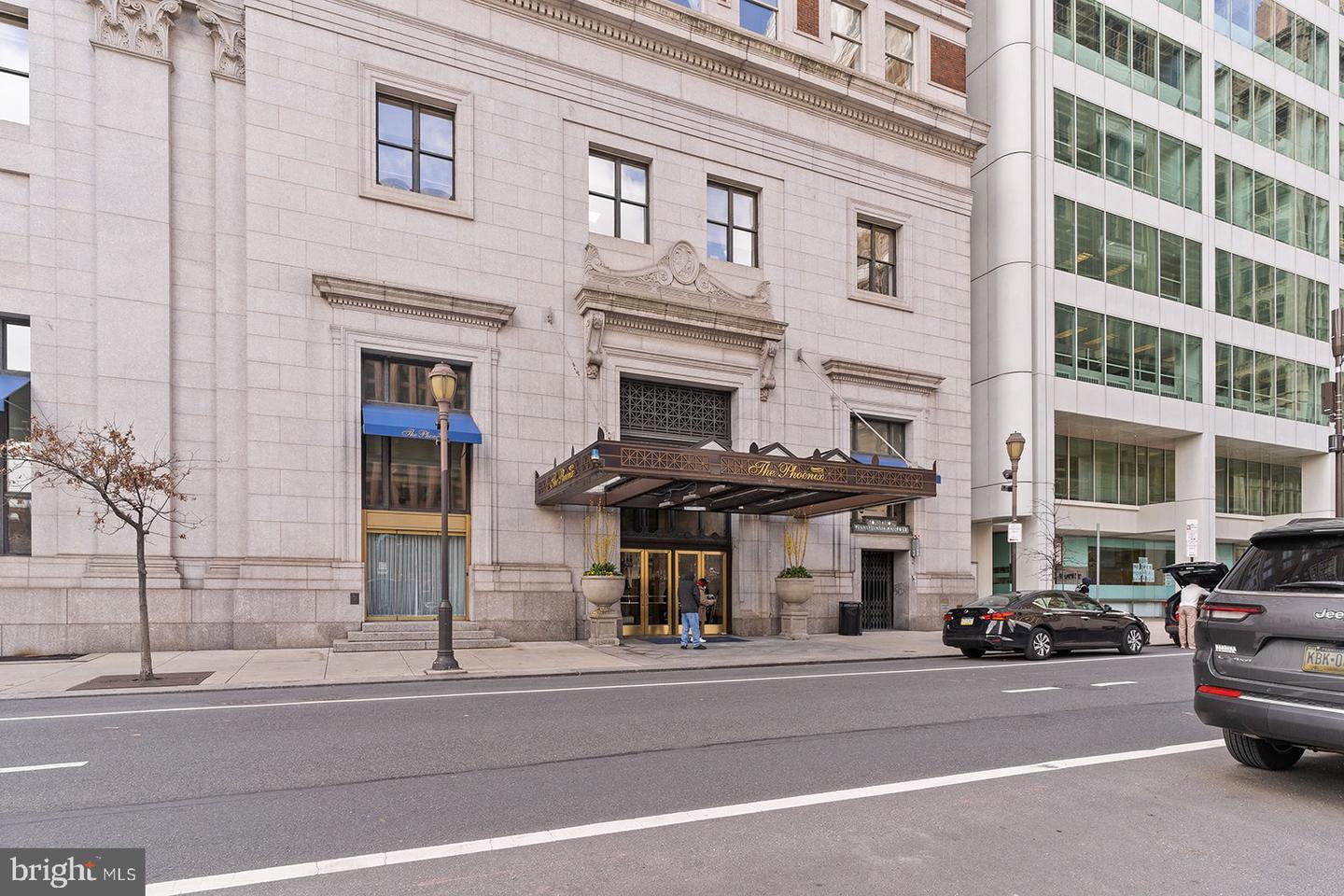 1600 ARCH STREET Unit: 601