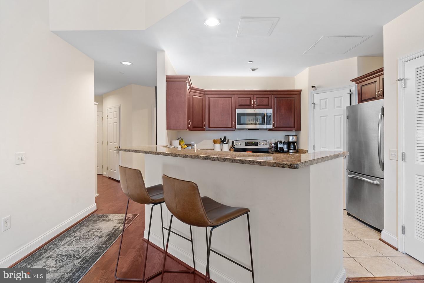 1600 ARCH STREET Unit: 601