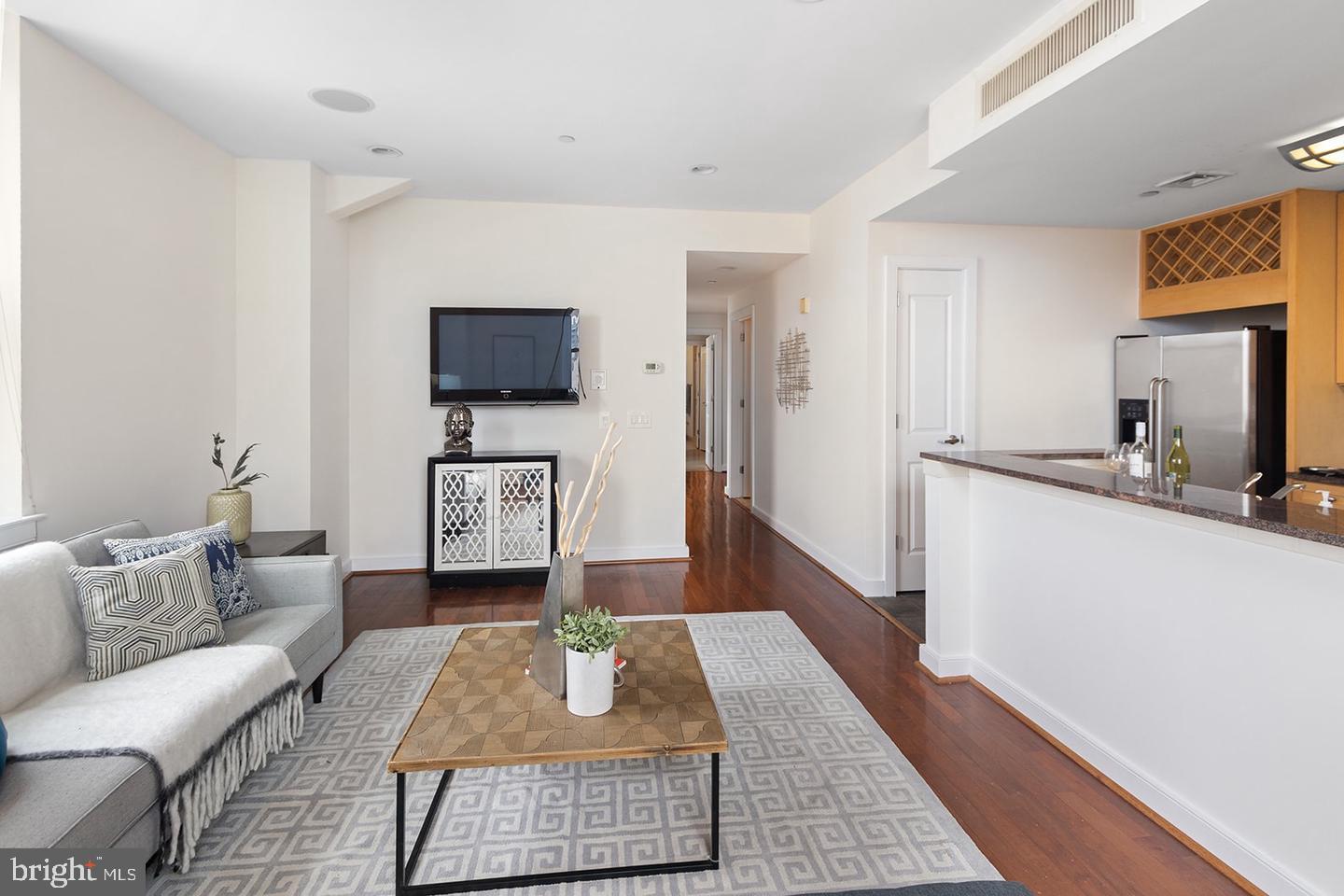 111 S 15TH STREET Unit: NINETEEN-02