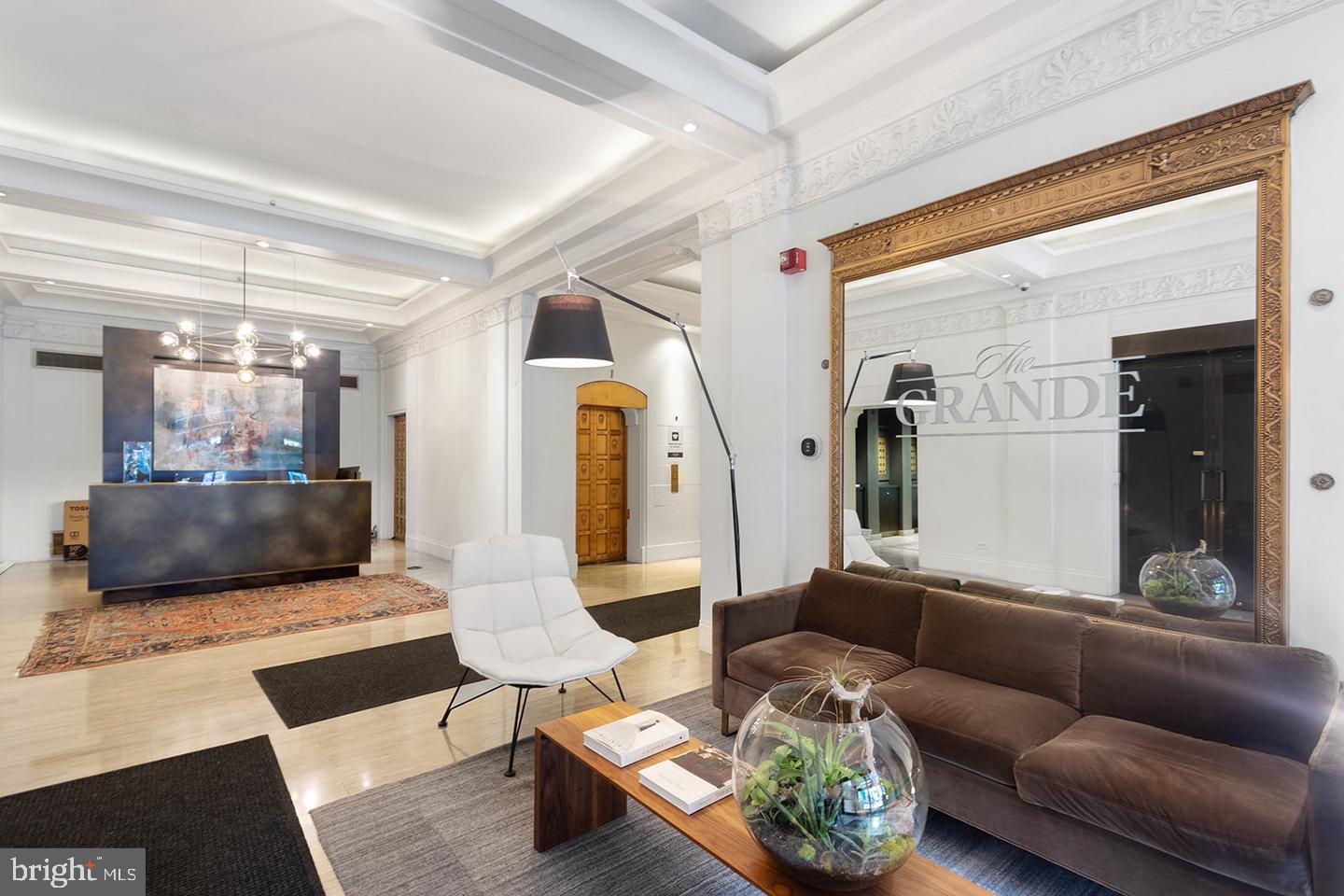 111 S 15TH STREET Unit: NINETEEN-02