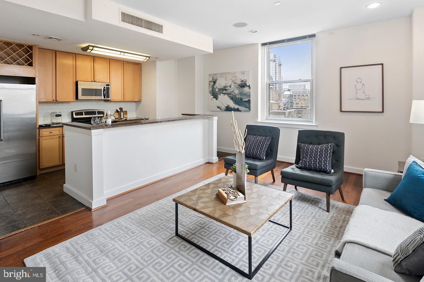 111 S 15TH STREET Unit: NINETEEN-02